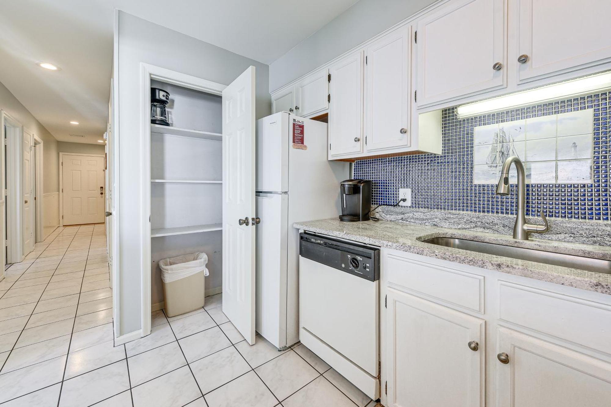 מירטל ביץ' Sunny Seaside Condo With View - Walk To Beach מראה חיצוני תמונה