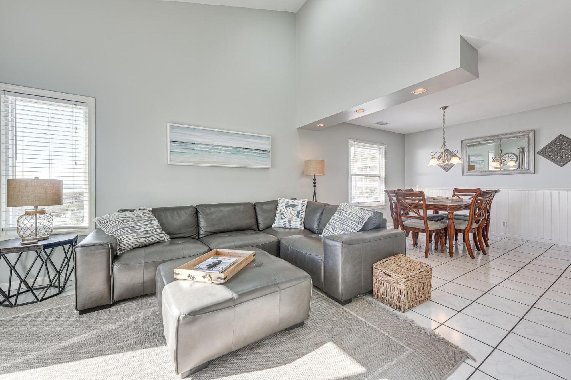 מירטל ביץ' Sunny Seaside Condo With View - Walk To Beach מראה חיצוני תמונה