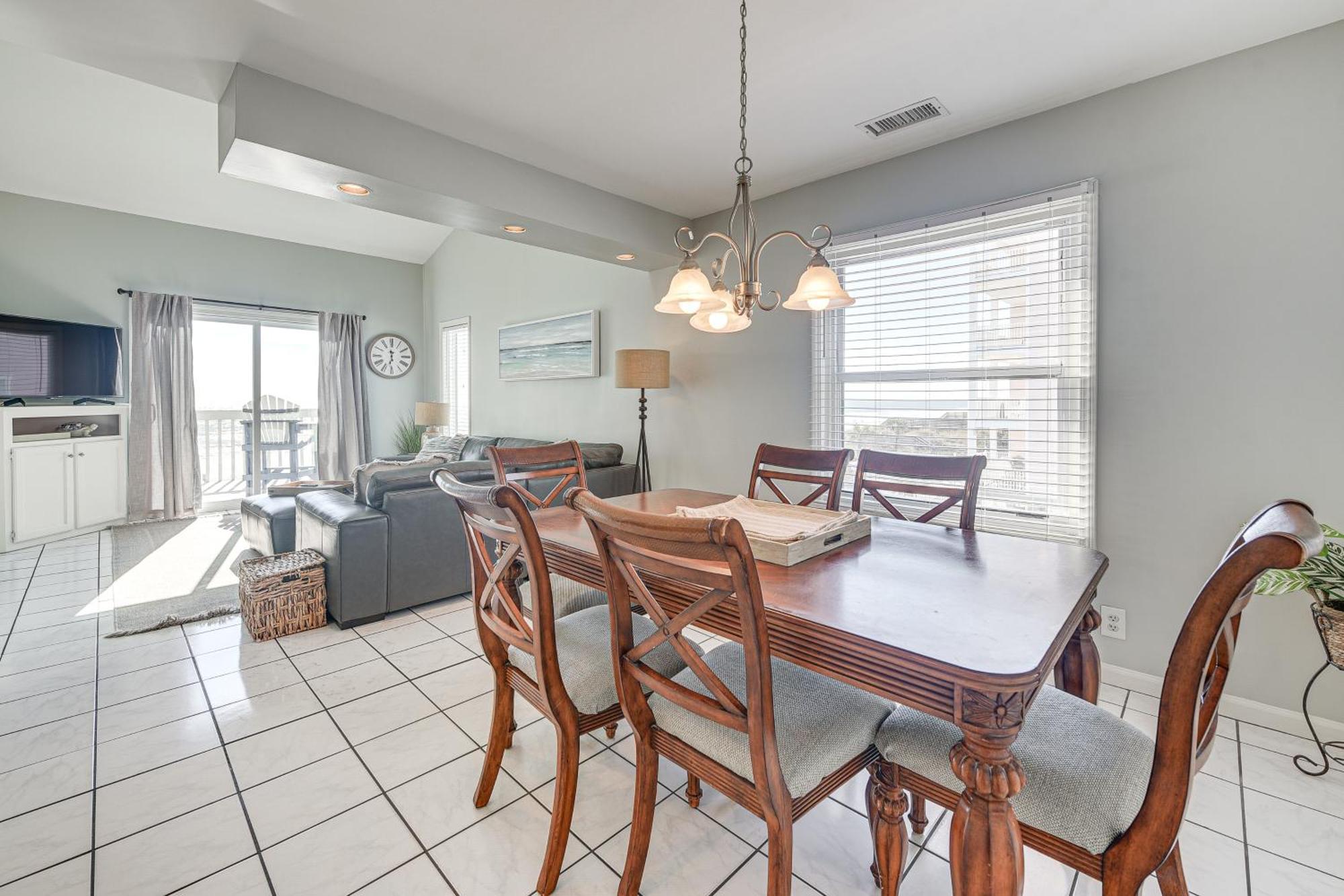 מירטל ביץ' Sunny Seaside Condo With View - Walk To Beach מראה חיצוני תמונה