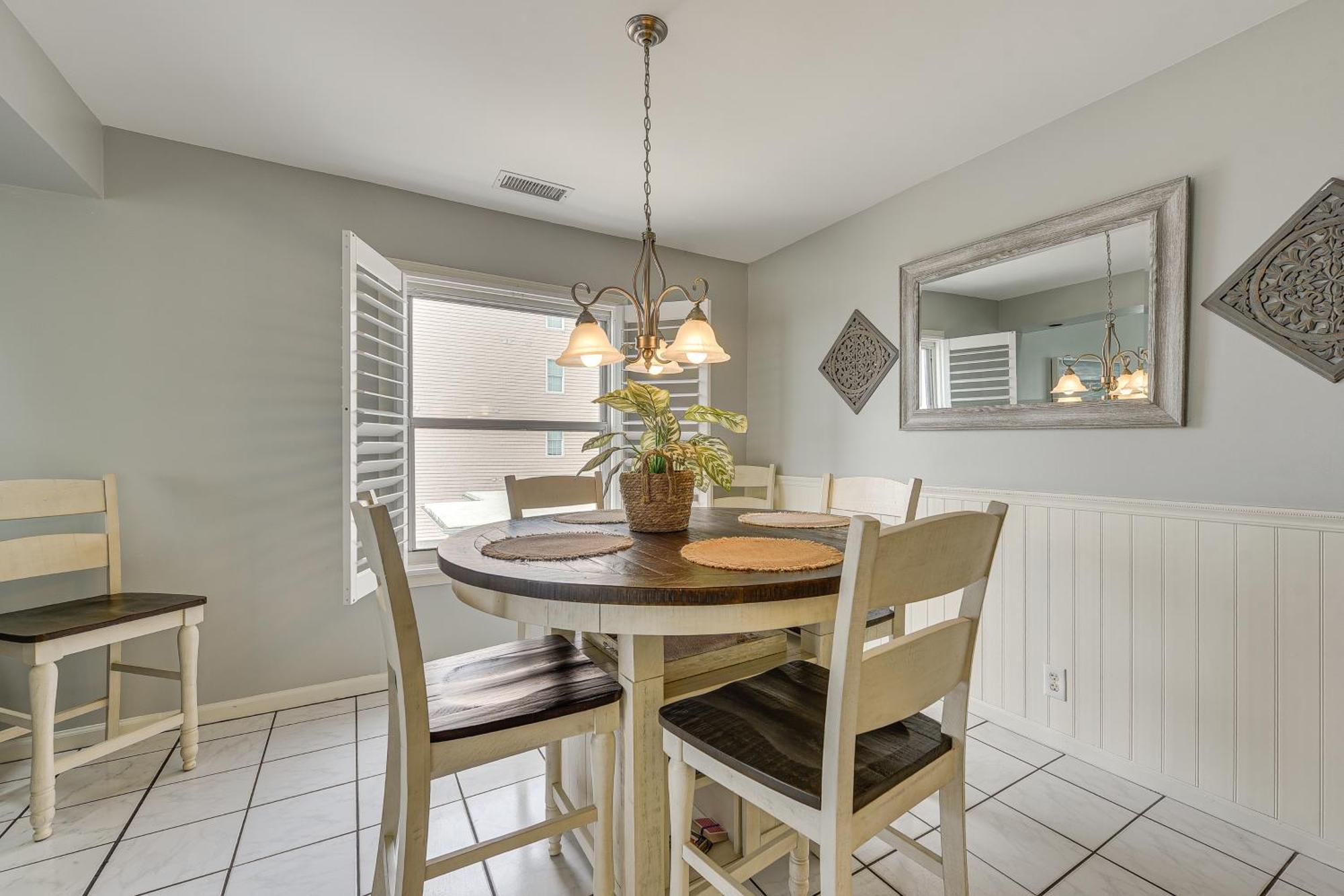 מירטל ביץ' Sunny Seaside Condo With View - Walk To Beach מראה חיצוני תמונה
